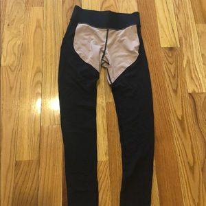 Michi nude and. Black leggings